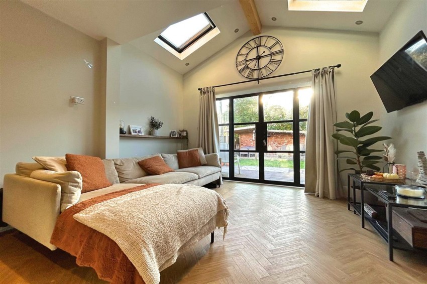 Images for Hall Avenue, Sale, M33