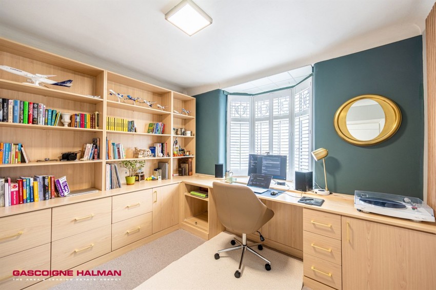 Images for Moss Lane, Bramhall, SK7