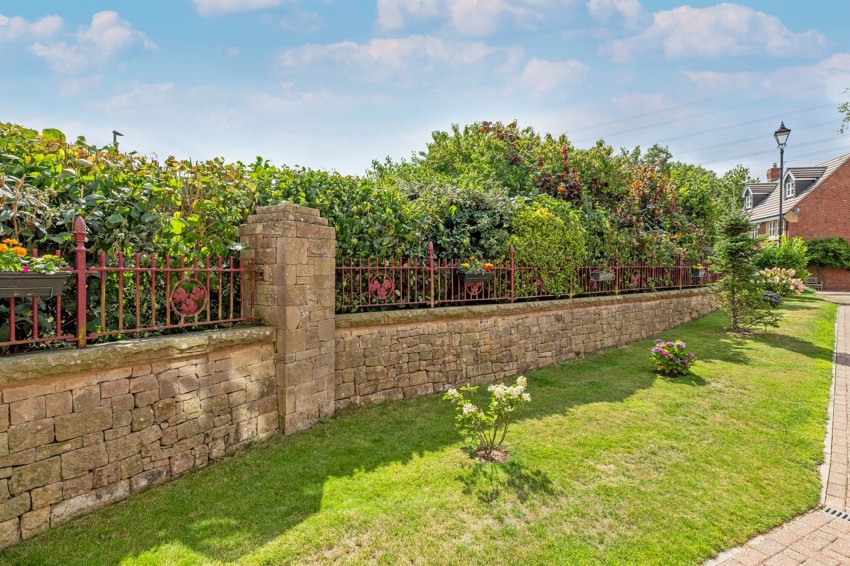Images for Holford Moss, Runcorn, WA7