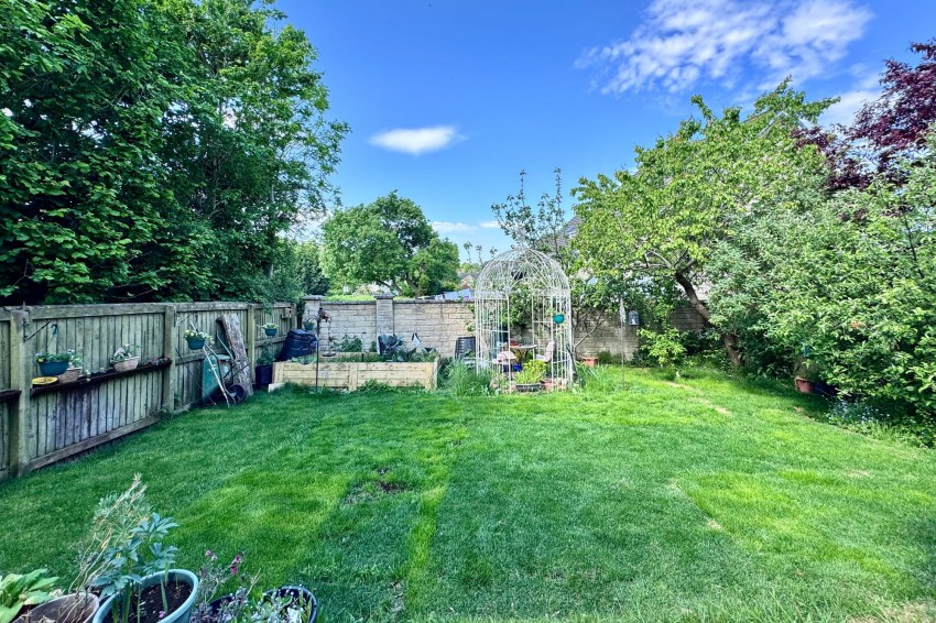 Images for Mayflower Close, Glossop, SK13