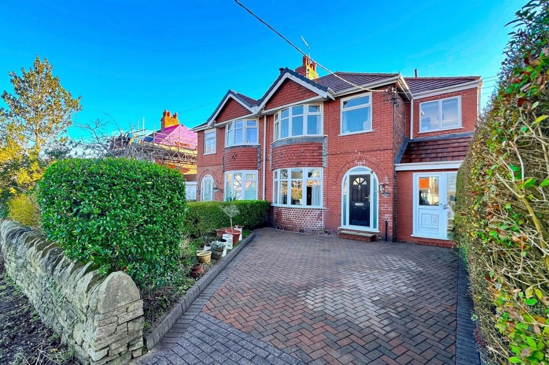Woodford Road, Poynton, SK12