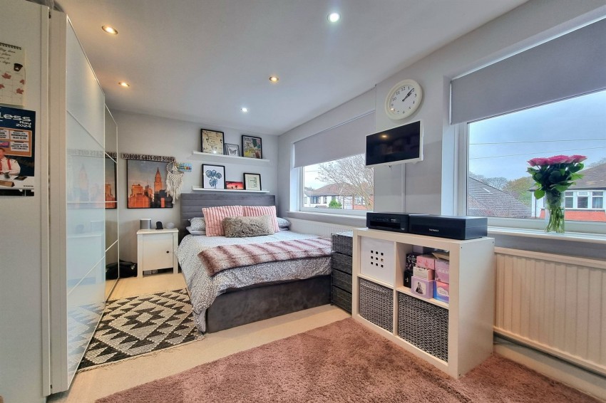 Images for Avonlea Road, Sale, M33