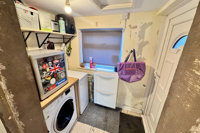 Images for Cliffe Road, Glossop, SK13