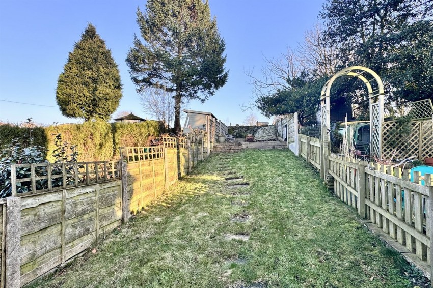 Images for Cliffe Road, Glossop, SK13