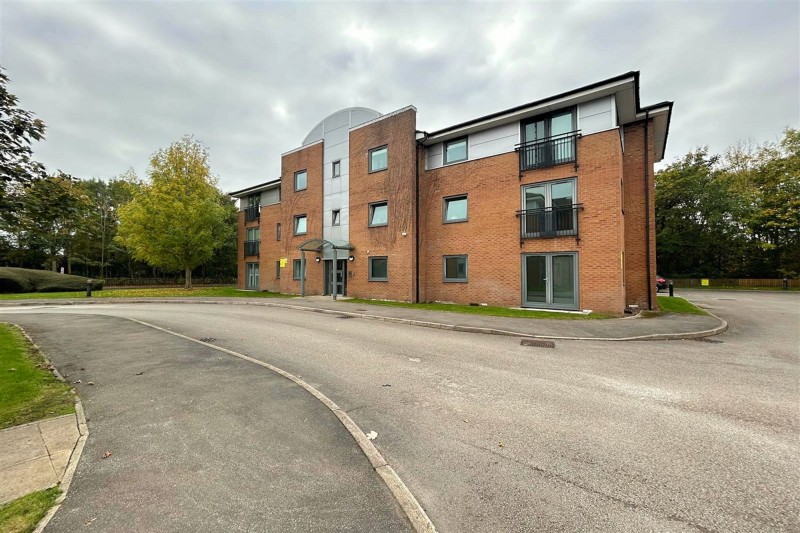 Carrington Lane, Sycamore Court, M33