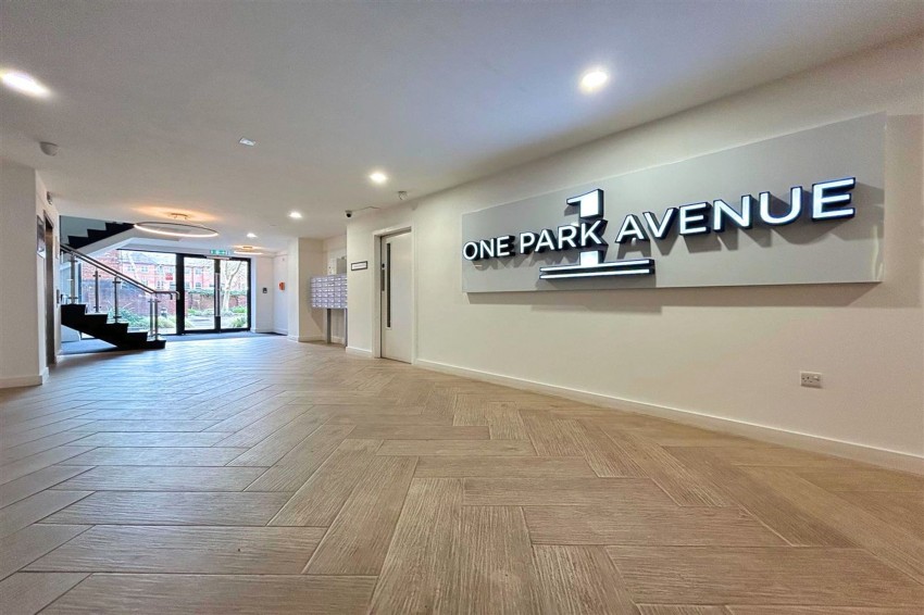 Images for Park Avenue, Sale, M33