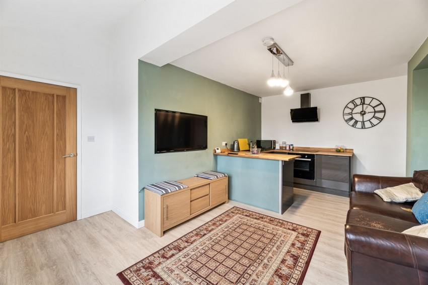 Images for Penrith Close, Frodsham, WA6