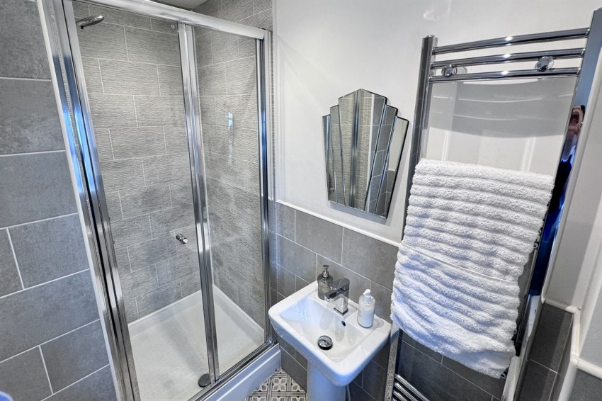 Images for Mossy Lea Drive, Glossop, SK13