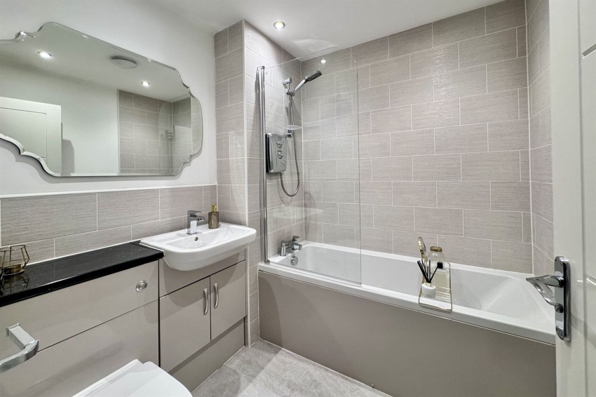 Images for Mossy Lea Drive, Glossop, SK13