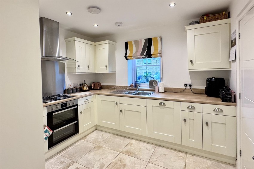 Images for Mossy Lea Drive, Glossop, SK13