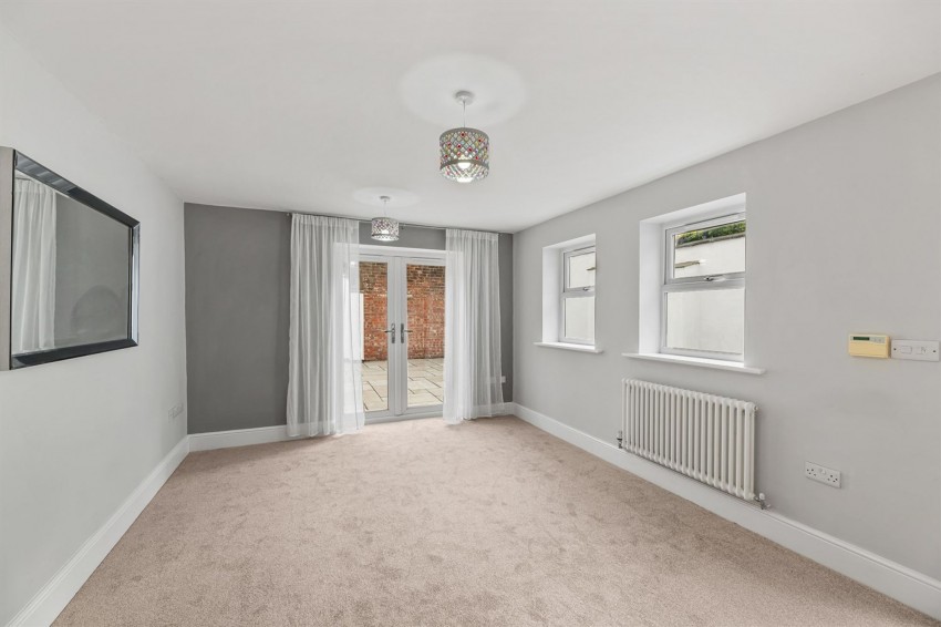 Images for High Street, Frodsham, WA6