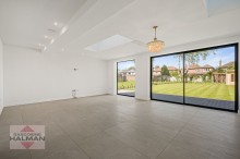 Images for Moss Lane, Sale, M33