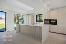 Images for Moss Lane, Sale, M33