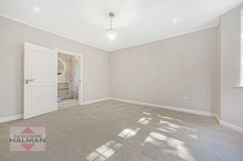 Images for Moss Lane, Sale, M33