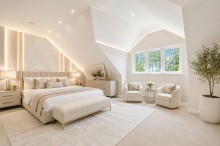 Images for Moss Lane, Sale, M33