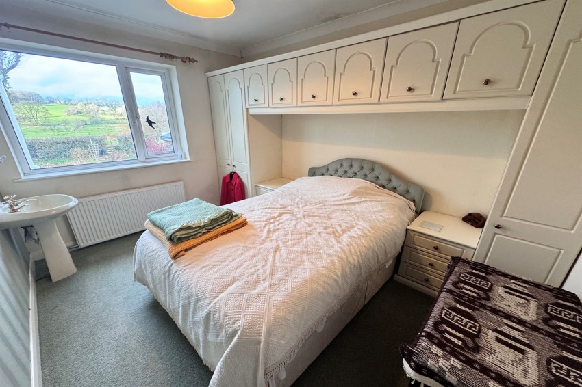 Images for 100 Manchester Road, Chapel-En-Le-Frith, SK23