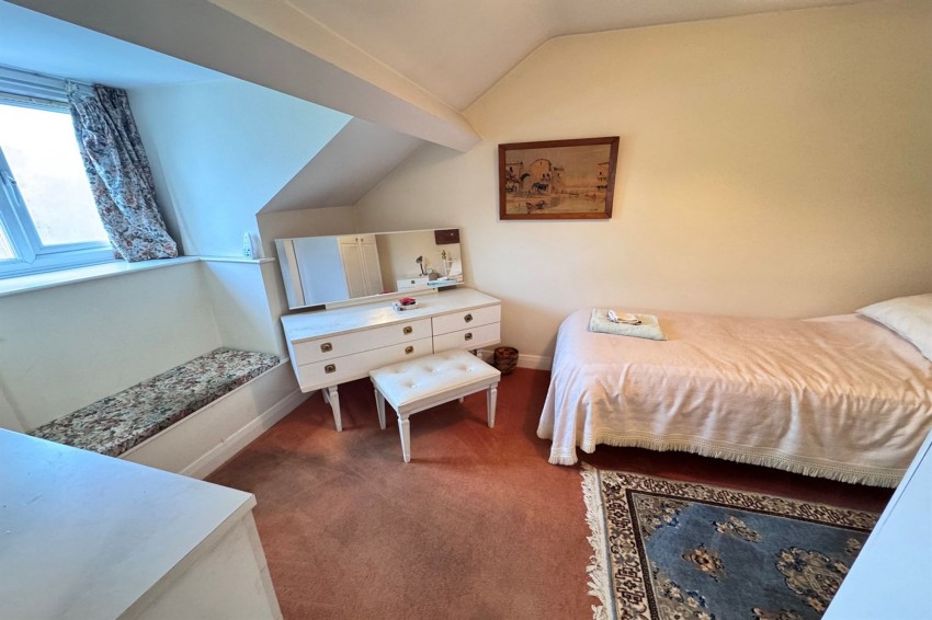 Images for 100 Manchester Road, Chapel-En-Le-Frith, SK23