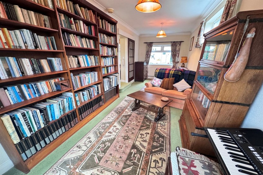 Images for 100 Manchester Road, Chapel-En-Le-Frith, SK23