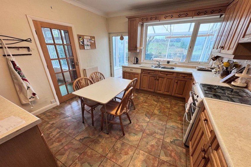 Images for 100 Manchester Road, Chapel-En-Le-Frith, SK23