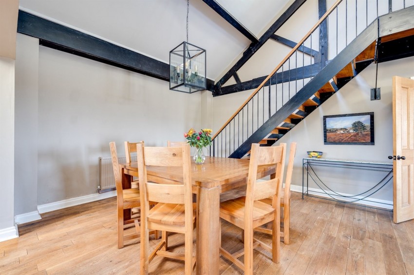 Images for Barnhill, Broxton, CH3