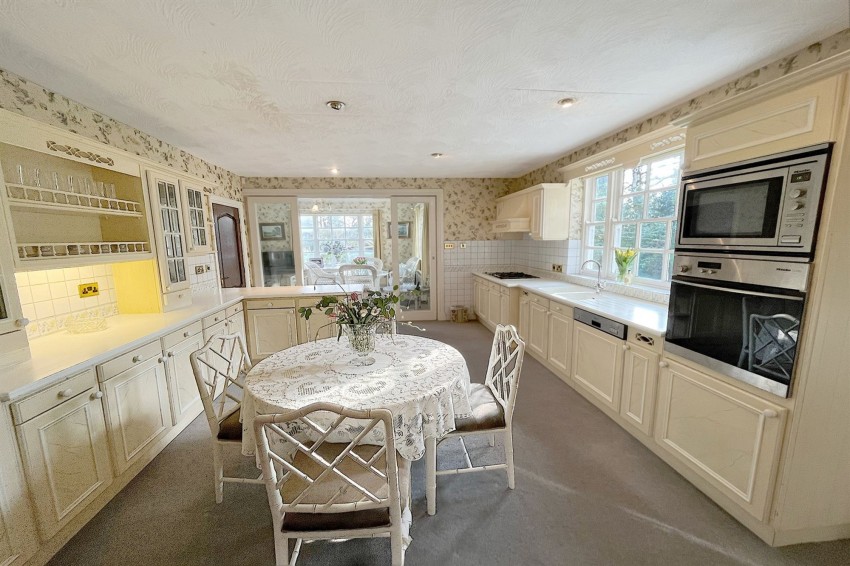 Images for Broadway, Bramhall, SK7