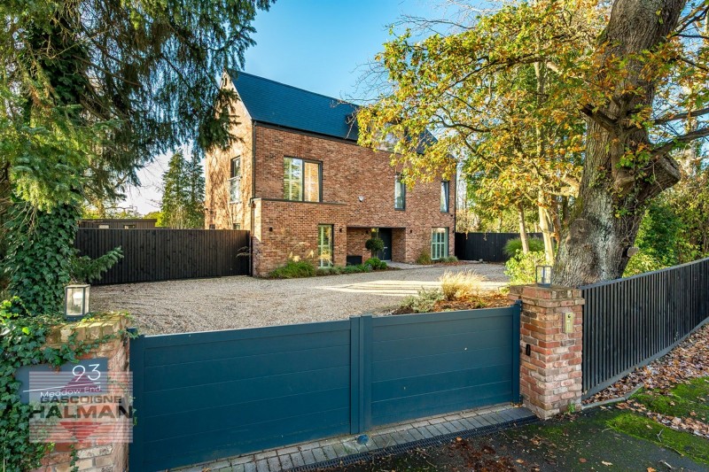 Hollin Lane, Styal, SK9