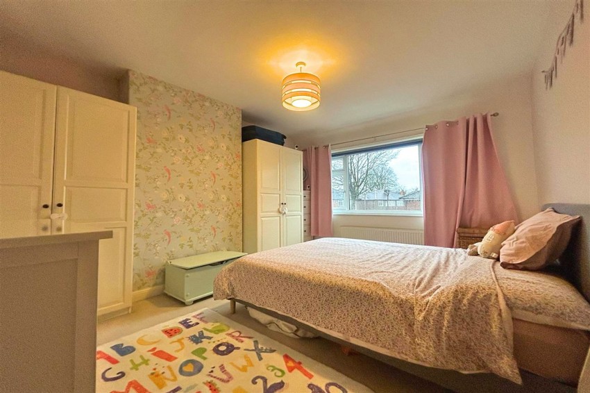 Images for Rydal Avenue, Sale, M33