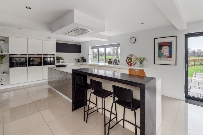 Images for Heybridge Lane, Prestbury, SK10