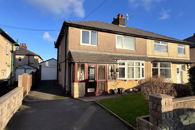 Warmbrook Road, Chapel-En-Le-Frith, SK23