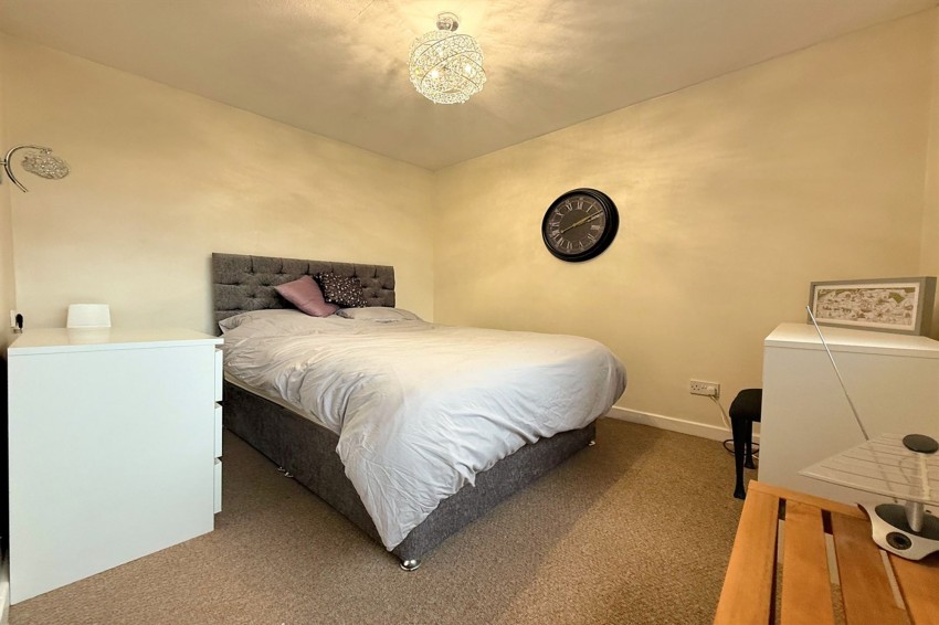 Images for Carrington Lane, Sale, M33