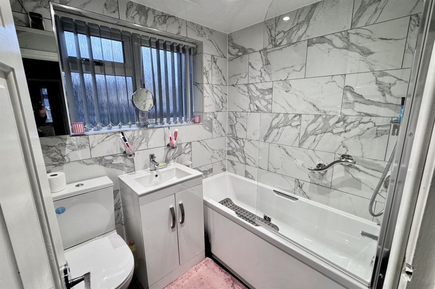 Images for Woodfield Close, Hadfield, SK13