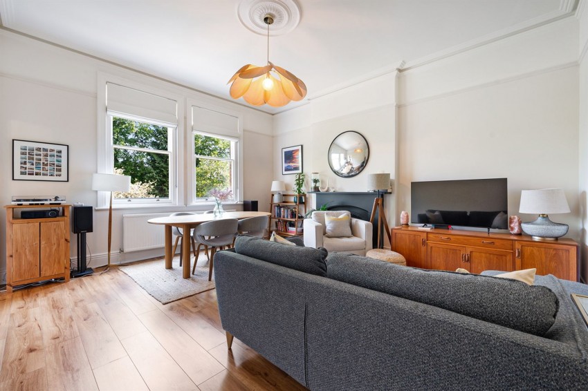 Images for Ashlands, Glenroy, M33