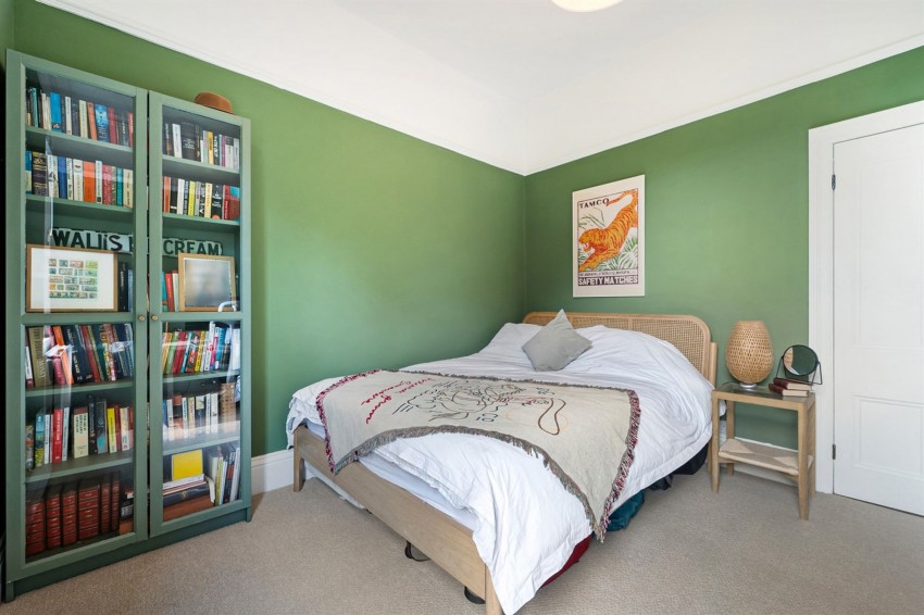 Images for Ashlands, Glenroy, M33