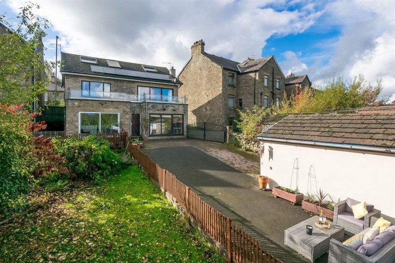 Buxton Road, Furness Vale, SK23