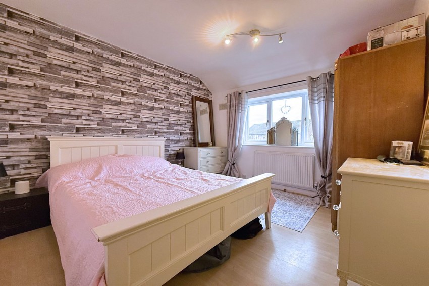 Images for Peover Avenue, Sale, M33