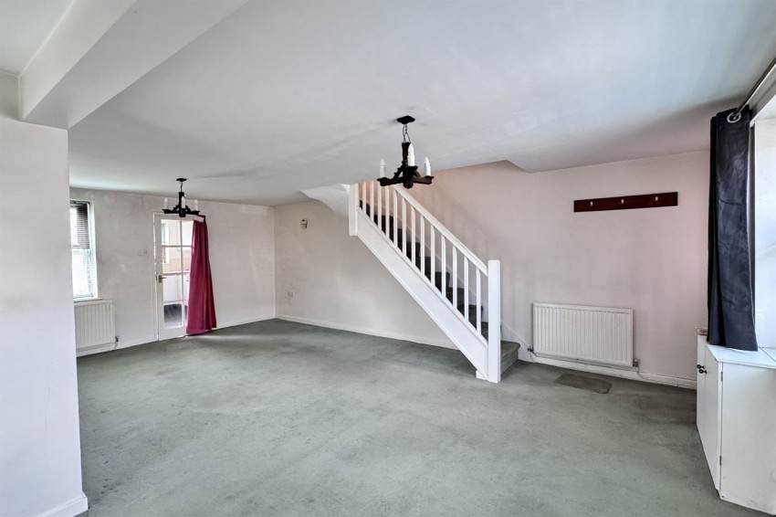 Images for Queen Street, Hadfield, SK13