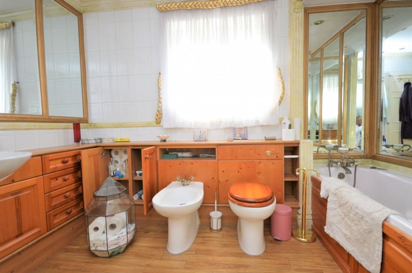 Images for Highfield Park, Stockport, SK4