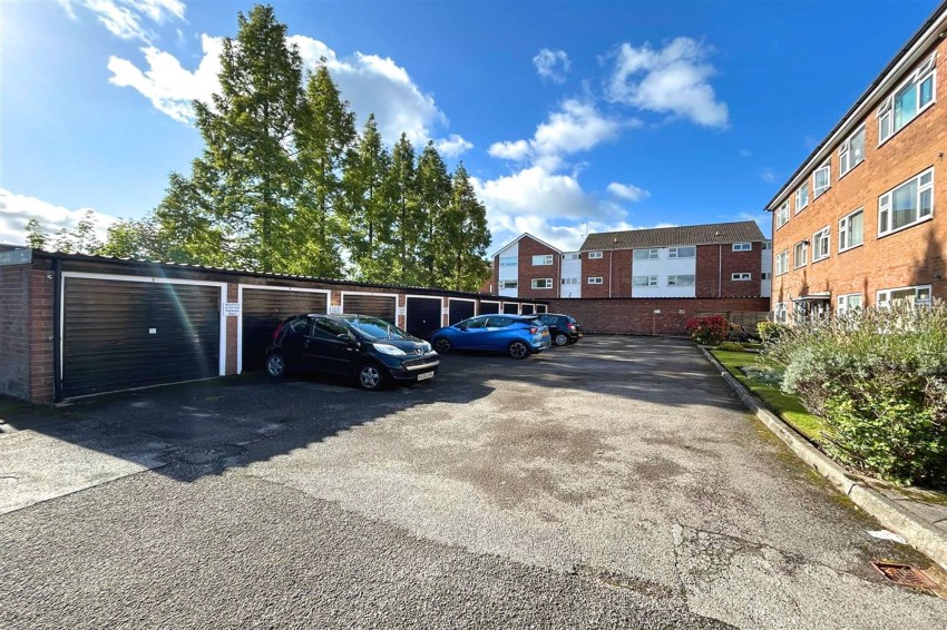 Images for York Avenue, York House York Avenue, M33