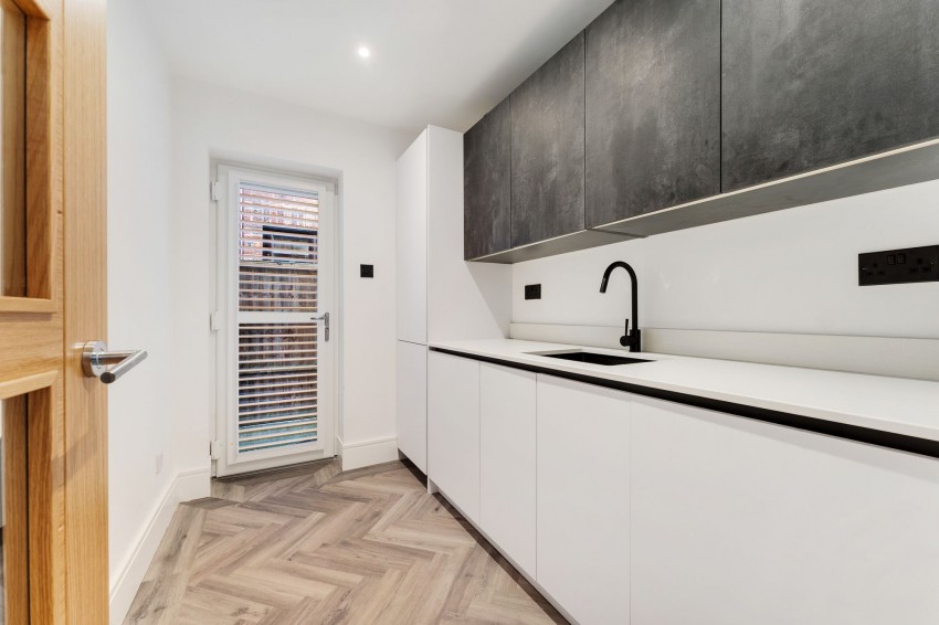 Images for Barnside Way, Macclesfield, SK10