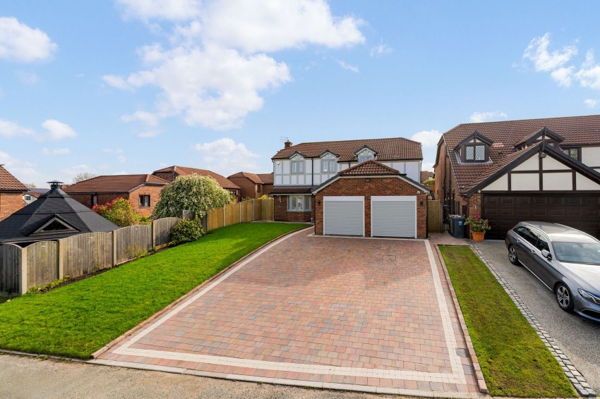 Images for Barnside Way, Macclesfield, SK10