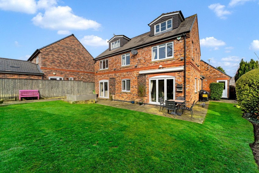 Images for Bell Farm Court, Macclesfield, SK10