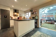 Images for Larchwood Close, Sale, M33