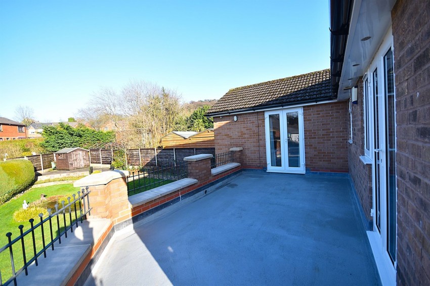 Images for Pine Close, Macclesfield, SK10