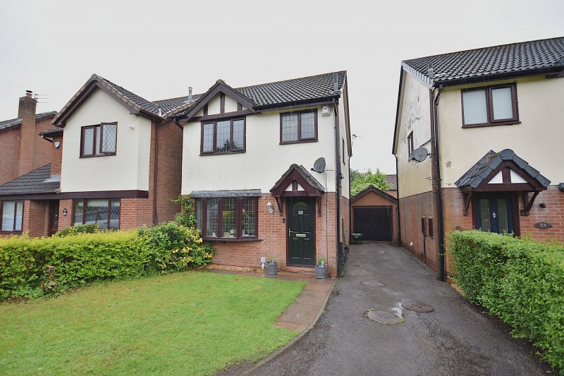 Clare Drive, Macclesfield, SK10