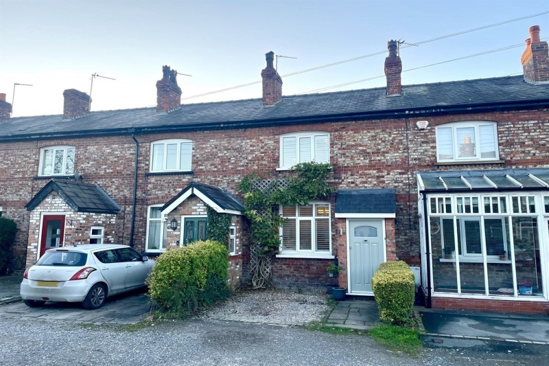 Brooke Avenue, Handforth, SK9