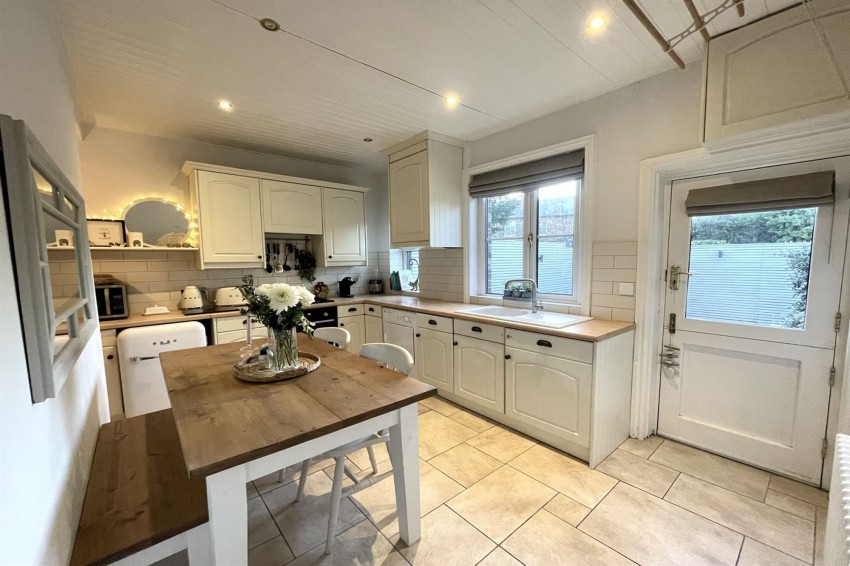 Images for Brooke Avenue, Handforth, SK9