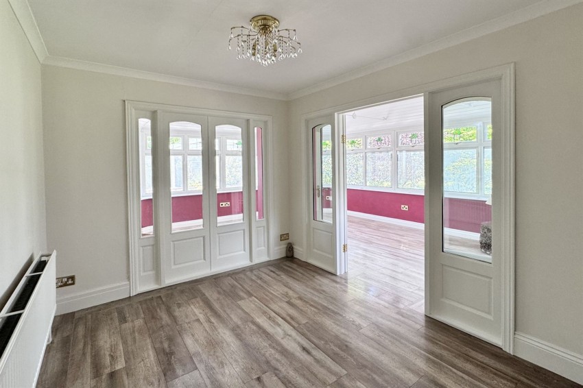 Images for Primrose Crescent, Glossop, SK13