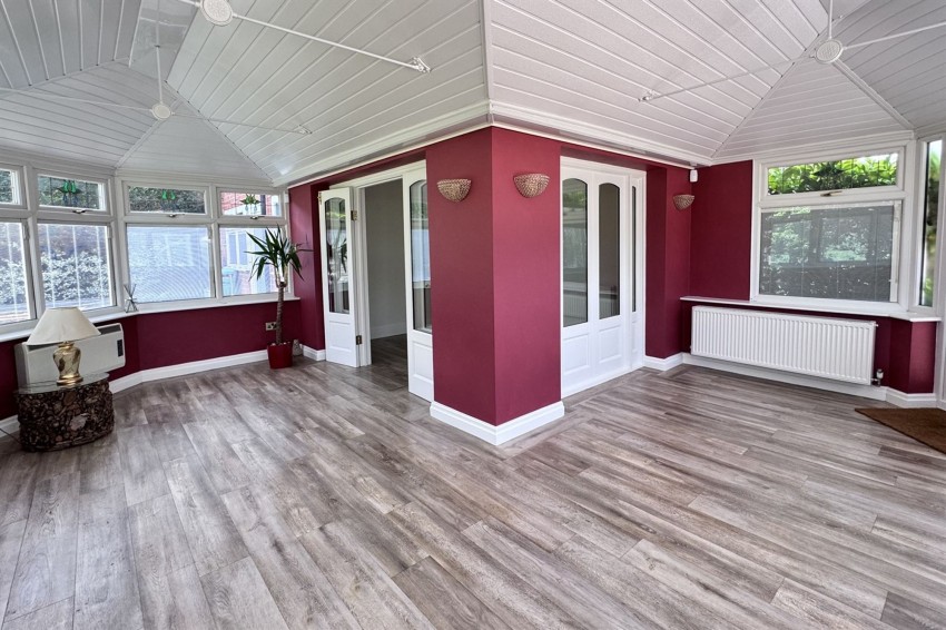 Images for Primrose Crescent, Glossop, SK13