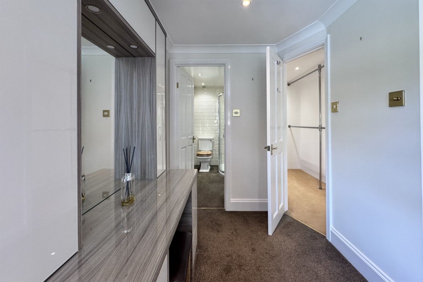 Images for Primrose Crescent, Glossop, SK13