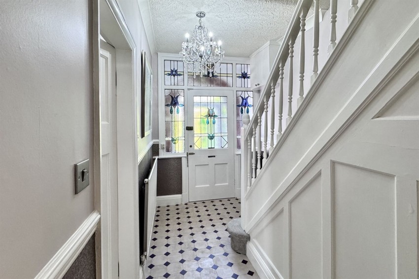 Images for Primrose Crescent, Glossop, SK13